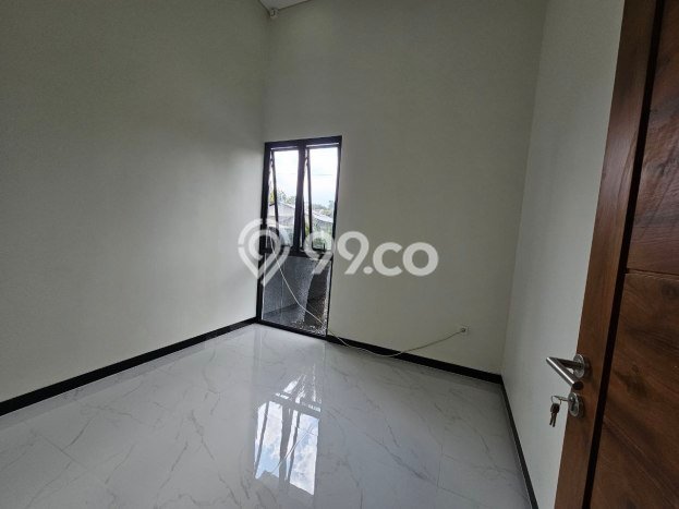 For Sale Rumah 4 Kamar Lokasi Strategis Bagus dan Strategis di Ngaglik For Sale Rumah 4 Kamar Lokasi Strategis Bagus dan Strategis di Ngaglik