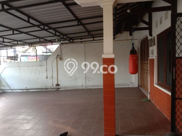 Jual Rumah Luas Megah Dengan View Eksklusif di Caturtunggal, Sleman Jual Rumah Luas Megah Dengan View Eksklusif di Caturtunggal, Sleman