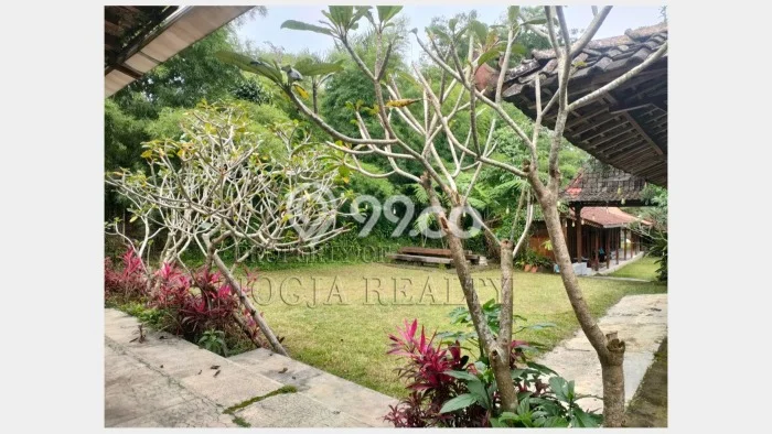 Vila Terawat di Cangkringan, Area 2050m2m², Kawasan Tenang dan nyaman Vila Terawat di Cangkringan, Area 2050m2m², Kawasan Tenang dan nyaman