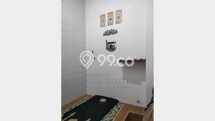 Ruko Kawasan Caturtunggal, Luas 130m², Disewakan, Pusat Komersial, Siap Usaha Ruko Kawasan Caturtunggal, Luas 130m², Disewakan, Pusat Komersial, Siap Usaha