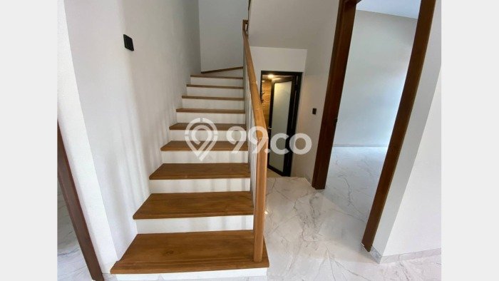 Rumah SUPER MEWAH! di Ngaglik, Sleman, Luas 148m² Bangunan 186m², HARGA SPESIAL Rumah SUPER MEWAH! di Ngaglik, Sleman, Luas 148m² Bangunan 186m², HARGA SPESIAL