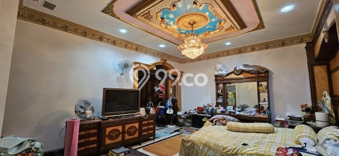 Hunian Eksklusif Siap Huni LT 490m2 di Kembangan, Jakarta Barat Hunian Eksklusif Siap Huni LT 490m2 di Kembangan, Jakarta Barat