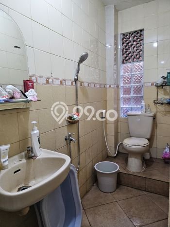 Bisnis Menjanjikan! Vila Kawasan Megamendung, Area 1720m2m², Akses Mudah Fasilitas Umum Bisnis Menjanjikan! Vila Kawasan Megamendung, Area 1720m2m², Akses Mudah Fasilitas Umum