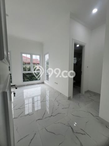 For Sale Hunian Rumah Terawat 3 Kamar di Jatiwaringin, Bekasi For Sale Hunian Rumah Terawat 3 Kamar di Jatiwaringin, Bekasi
