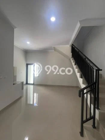 Jual Rumah Eksklusif 3 KT di Kalisari, Jakarta Timur Jual Rumah Eksklusif 3 KT di Kalisari, Jakarta Timur