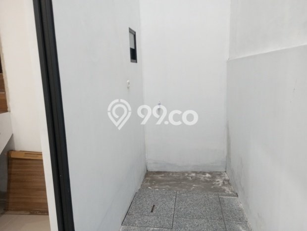Rumah Luas Asri 3 KT Siap Huni di Cijantung Jakarta Timur Rumah Luas Asri 3 KT Siap Huni di Cijantung Jakarta Timur