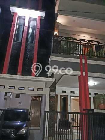 Dijual Hunian Rumah Terawat 4 KT di Cipinang, Jakarta Timur Dijual Hunian Rumah Terawat 4 KT di Cipinang, Jakarta Timur