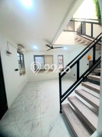 Dijual Rumah 3 Kamar Lokasi Strategis Nyaman dan Strategis di Duren Sawit Dijual Rumah 3 Kamar Lokasi Strategis Nyaman dan Strategis di Duren Sawit