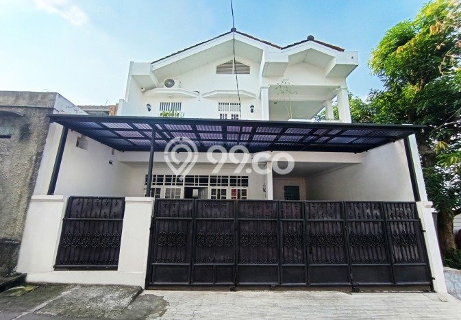 For Sale Rumah Mewah Exclusive di Duren Sawit, Jakarta Timur For Sale Rumah Mewah Exclusive di Duren Sawit, Jakarta Timur