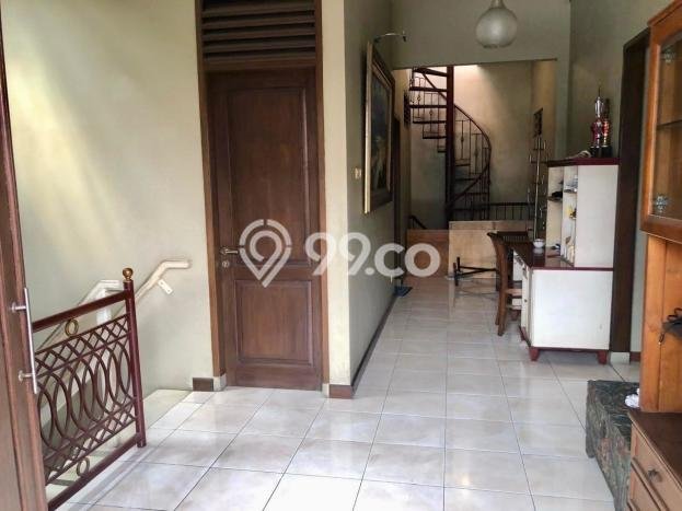 Rumah Luas Asri 3 KT Siap Pakai di Pondok Kelapa Jakarta Timur Rumah Luas Asri 3 KT Siap Pakai di Pondok Kelapa Jakarta Timur