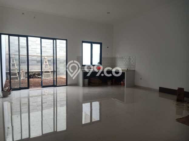 Rumah Luxury Modern Tanpa Renovasi di Pondok Kelapa Jakarta Timur Rumah Luxury Modern Tanpa Renovasi di Pondok Kelapa Jakarta Timur