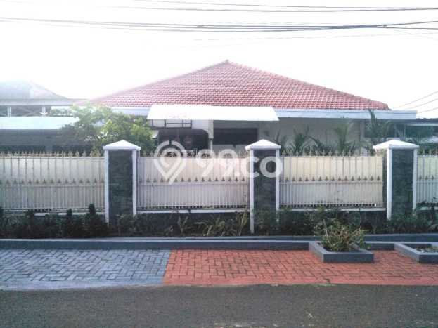 Rumah Luxury Modern Siap Huni di Jatiwaringin Jakarta Timur Rumah Luxury Modern Siap Huni di Jatiwaringin Jakarta Timur