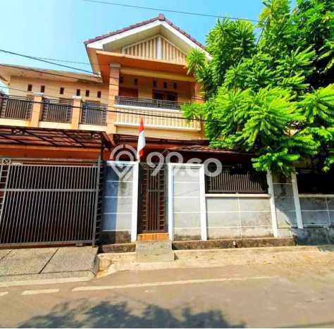 Jual Rumah Luas Elegan Dengan View Cantik di Pondok Kelapa, Jakarta Timur Jual Rumah Luas Elegan Dengan View Cantik di Pondok Kelapa, Jakarta Timur