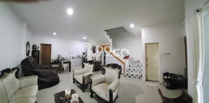 Rumah Luas Asri 5 KT Siap Huni di Pondok Kelapa Jakarta Timur Rumah Luas Asri 5 KT Siap Huni di Pondok Kelapa Jakarta Timur