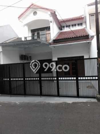 Hunian Nyaman Asri 3 KT Siap Huni di Pondok Bambu Jakarta Timur Hunian Nyaman Asri 3 KT Siap Huni di Pondok Bambu Jakarta Timur