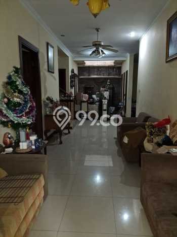 For Sale! Luxury House LT 135m2 Desain Elegan di Rawamangun For Sale! Luxury House LT 135m2 Desain Elegan di Rawamangun
