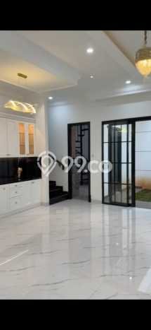 Rumah Luxury Modern Tanpa Renovasi di Pondok Kelapa Jakarta Timur Rumah Luxury Modern Tanpa Renovasi di Pondok Kelapa Jakarta Timur