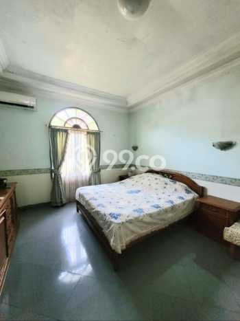 Rumah Elit Modern Tanpa Renovasi di Pondok Kelapa Jakarta Timur Rumah Elit Modern Tanpa Renovasi di Pondok Kelapa Jakarta Timur