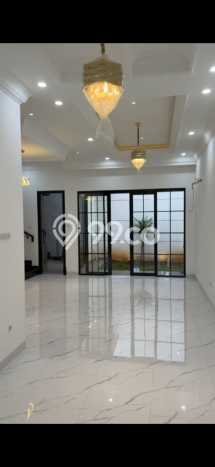 Rumah Luxury Modern Tanpa Renovasi di Pondok Kelapa Jakarta Timur Rumah Luxury Modern Tanpa Renovasi di Pondok Kelapa Jakarta Timur