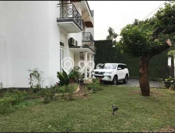 Hunian Mewah LB 154m2 Siap Huni Desain Elegan di Cipete, Jakarta Selatan Hunian Mewah LB 154m2 Siap Huni Desain Elegan di Cipete, Jakarta Selatan