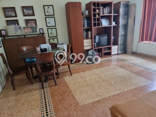 Rumah Eksklusif Dijual LT 366m2 di Kebayoran Baru, Jakarta Selatan Rumah Eksklusif Dijual LT 366m2 di Kebayoran Baru, Jakarta Selatan