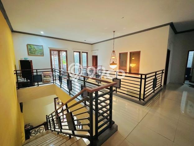 Rumah Modern 5 KT di Bekasi Kota Bekasi Semi Furnished Rumah Modern 5 KT di Bekasi Kota Bekasi Semi Furnished
