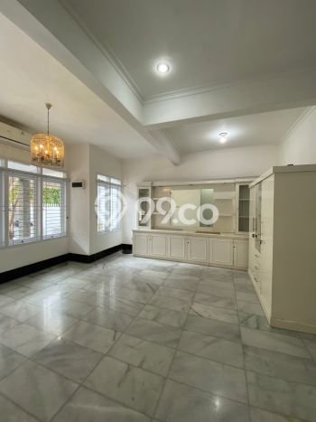 Jual Rumah Strategis Bagus Punya 4 KT di Kramat Jati Jakarta Timur SHM Jual Rumah Strategis Bagus Punya 4 KT di Kramat Jati Jakarta Timur SHM