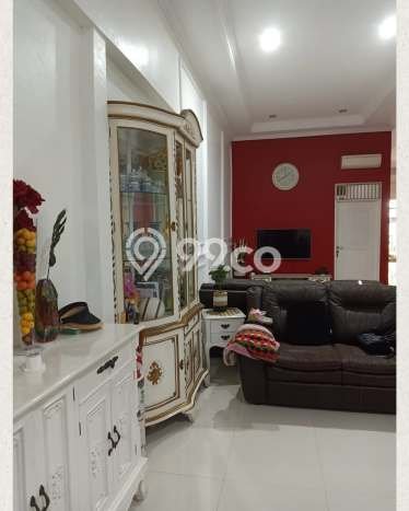 Rumah Elit Modern Tanpa Renovasi di Utan Kayu Jakarta Timur Rumah Elit Modern Tanpa Renovasi di Utan Kayu Jakarta Timur