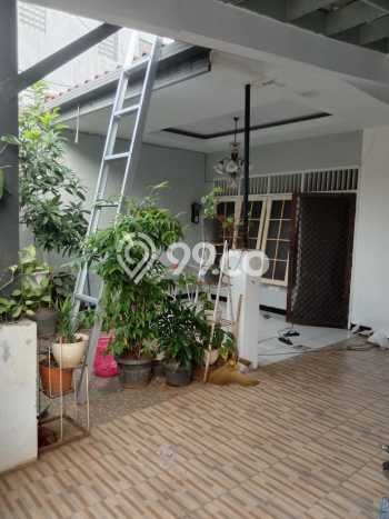 For Sale Rumah 3 Kamar Lokasi Strategis Bagus dan Strategis di Duren Sawit For Sale Rumah 3 Kamar Lokasi Strategis Bagus dan Strategis di Duren Sawit