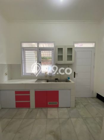 Jual Rumah Strategis Bagus Punya 4 KT di Kramat Jati Jakarta Timur SHM Jual Rumah Strategis Bagus Punya 4 KT di Kramat Jati Jakarta Timur SHM