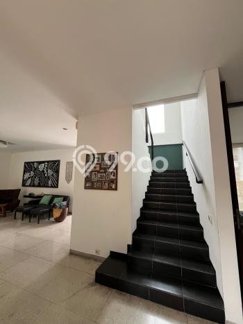 Rumah Elit Modern Siap Huni di Lebak Bulus Jakarta Selatan Rumah Elit Modern Siap Huni di Lebak Bulus Jakarta Selatan