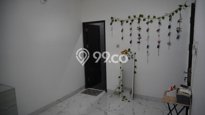 Rumah Luas Asri 3 KT Siap Huni di Jatiwaringin Jakarta Timur Rumah Luas Asri 3 KT Siap Huni di Jatiwaringin Jakarta Timur