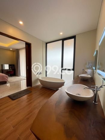 Jual Rumah Luas Megah Dengan View Eksklusif di Kayu Putih, Jakarta Timur Jual Rumah Luas Megah Dengan View Eksklusif di Kayu Putih, Jakarta Timur