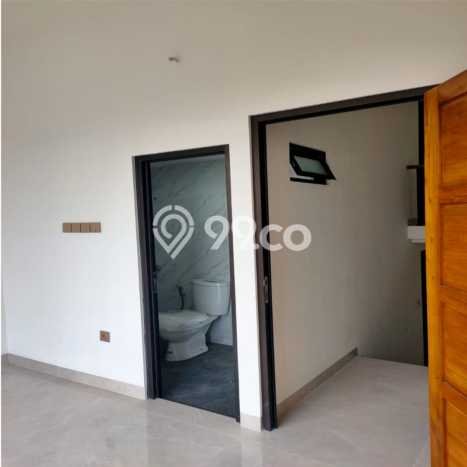 Dijual Rumah Eksklusif 3 KT di Rawamangun, Jakarta Timur Dijual Rumah Eksklusif 3 KT di Rawamangun, Jakarta Timur