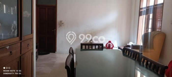 Jual Rumah Luas Megah Dengan View Eksklusif di Jatiwaringin, Jakarta Timur Jual Rumah Luas Megah Dengan View Eksklusif di Jatiwaringin, Jakarta Timur