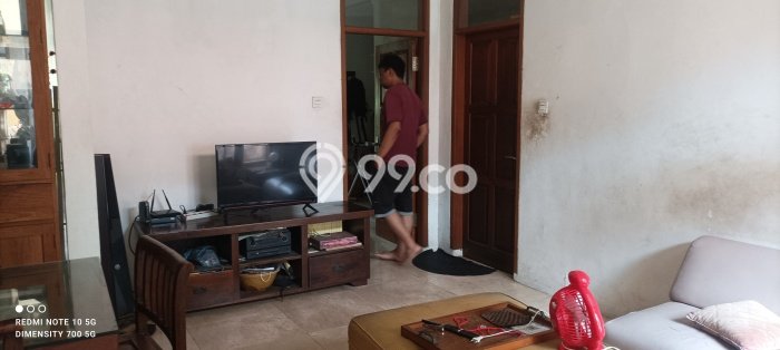 Jual Rumah Luas Megah Dengan View Eksklusif di Jatiwaringin, Jakarta Timur Jual Rumah Luas Megah Dengan View Eksklusif di Jatiwaringin, Jakarta Timur