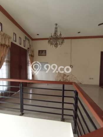 Dijual Rumah Mewah Megah Dengan View Eksklusif di Jatiwaringin, Jakarta Timur Dijual Rumah Mewah Megah Dengan View Eksklusif di Jatiwaringin, Jakarta Timur