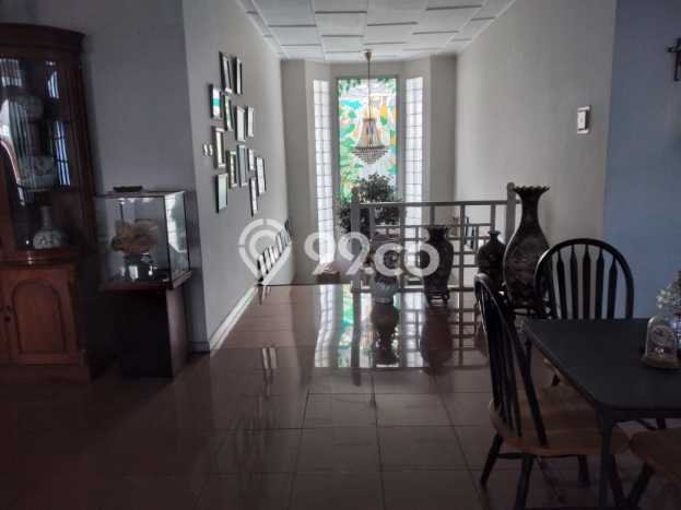 Jual Rumah Luas Megah Dengan View Cantik di Pondok Kelapa, Jakarta Timur Jual Rumah Luas Megah Dengan View Cantik di Pondok Kelapa, Jakarta Timur