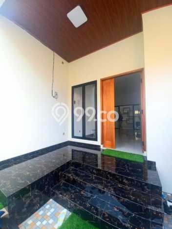 For Sale Hunian Rumah Nyaman 4 Kamar di Pondok Kelapa, Jakarta Timur For Sale Hunian Rumah Nyaman 4 Kamar di Pondok Kelapa, Jakarta Timur