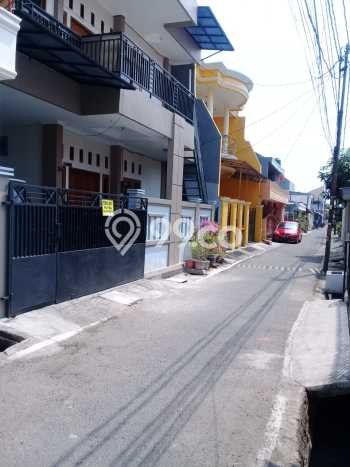 PENAWARAN TERBAIK! Rumah Premium di Rawamangun, LT 183m² LB 449m² PENAWARAN TERBAIK! Rumah Premium di Rawamangun, LT 183m² LB 449m²