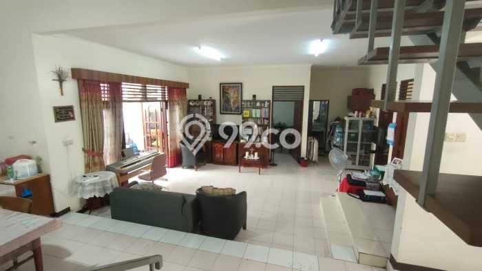 Rumah Luxury Modern Siap Huni di Pondok Kelapa Jakarta Timur Rumah Luxury Modern Siap Huni di Pondok Kelapa Jakarta Timur
