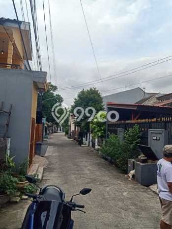 Investasi Kost Dijual di Duren Sawit, Jakarta Timur, Spesifikasi 8 KT, 8 KM, 180m2 Investasi Kost Dijual di Duren Sawit, Jakarta Timur, Spesifikasi 8 KT, 8 KM, 180m2