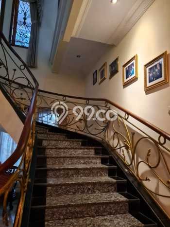 Ready to Use! Premium House LT 264m2 Desain Modern di Rawamangun Ready to Use! Premium House LT 264m2 Desain Modern di Rawamangun