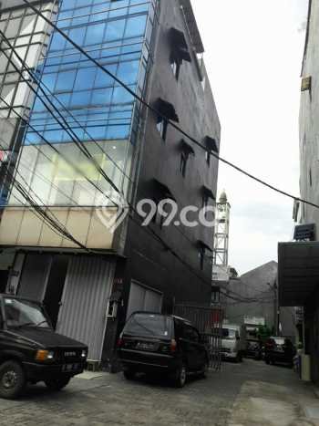 Ruko Dijual di Jakarta Timur LT 60m2 & LB 240m2 Lokasi Terbaik! Ruko Dijual di Jakarta Timur LT 60m2 & LB 240m2 Lokasi Terbaik!