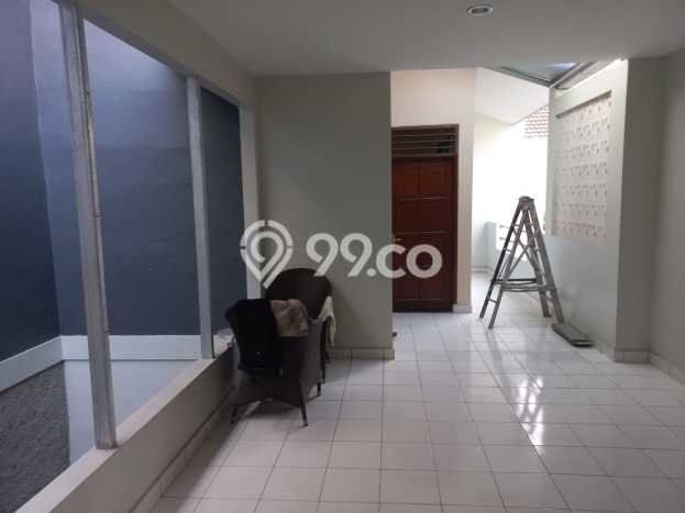Hunian Elit LB 210m2 Siap Pakai Desain Elegan di Rawamangun, Jakarta Timur Hunian Elit LB 210m2 Siap Pakai Desain Elegan di Rawamangun, Jakarta Timur