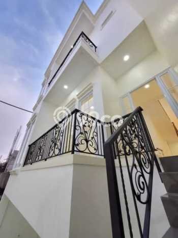 For Sale! Premium House LT 96m2 Desain Modern di Rawamangun For Sale! Premium House LT 96m2 Desain Modern di Rawamangun