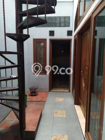 Rumah Elit LB 400m2 Siap Huni Desain Elegan di Pondok Kelapa, Jakarta Timur Rumah Elit LB 400m2 Siap Huni Desain Elegan di Pondok Kelapa, Jakarta Timur