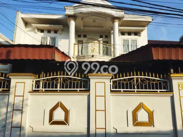 Jual Bu. Rumah Besar 2 Lantai Strategis di Kalisari Jakarta Timur Jual Bu. Rumah Besar 2 Lantai Strategis di Kalisari Jakarta Timur
