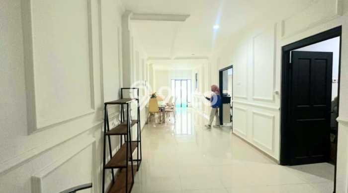 For Sale Rumah Mewah Exclusive di Duren Sawit, Jakarta Timur For Sale Rumah Mewah Exclusive di Duren Sawit, Jakarta Timur