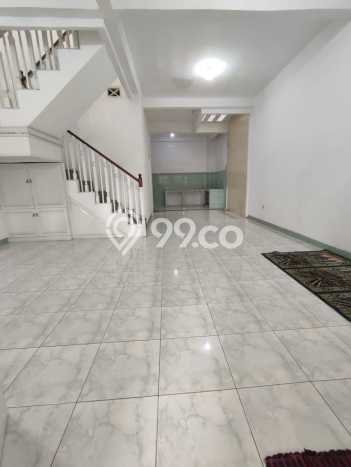 Rumah 4 KT 3 KM View Laut di Rawamangun, Jakarta Timur Rumah 4 KT 3 KM View Laut di Rawamangun, Jakarta Timur